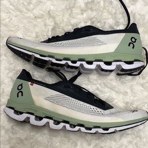 ON Cloudboom 'White Black Sage'